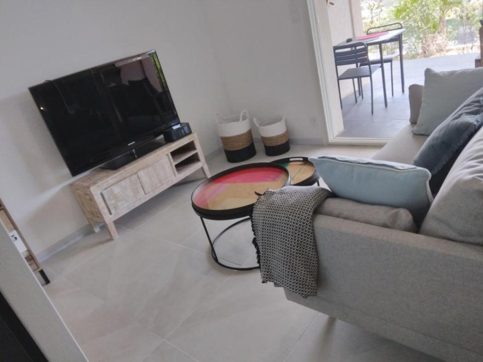 Le Spot 577 Bed and Breakfast La Ciotat Exteriör bild